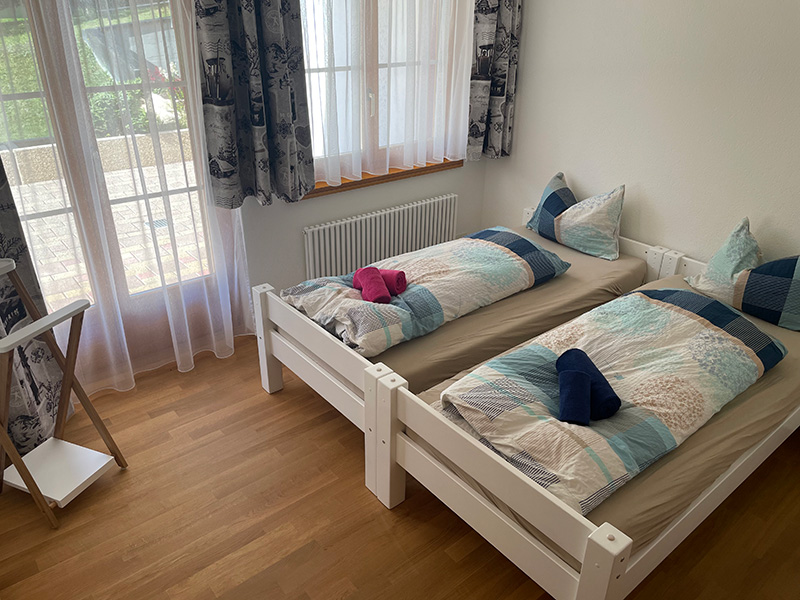 Schlafzimmer 2 mit 2 Einzelbetten